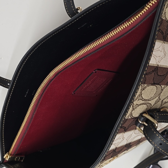 NEW Coach Mollie Tote In Signature Jacquard With Stripes C4088 - Picture 5 of 11